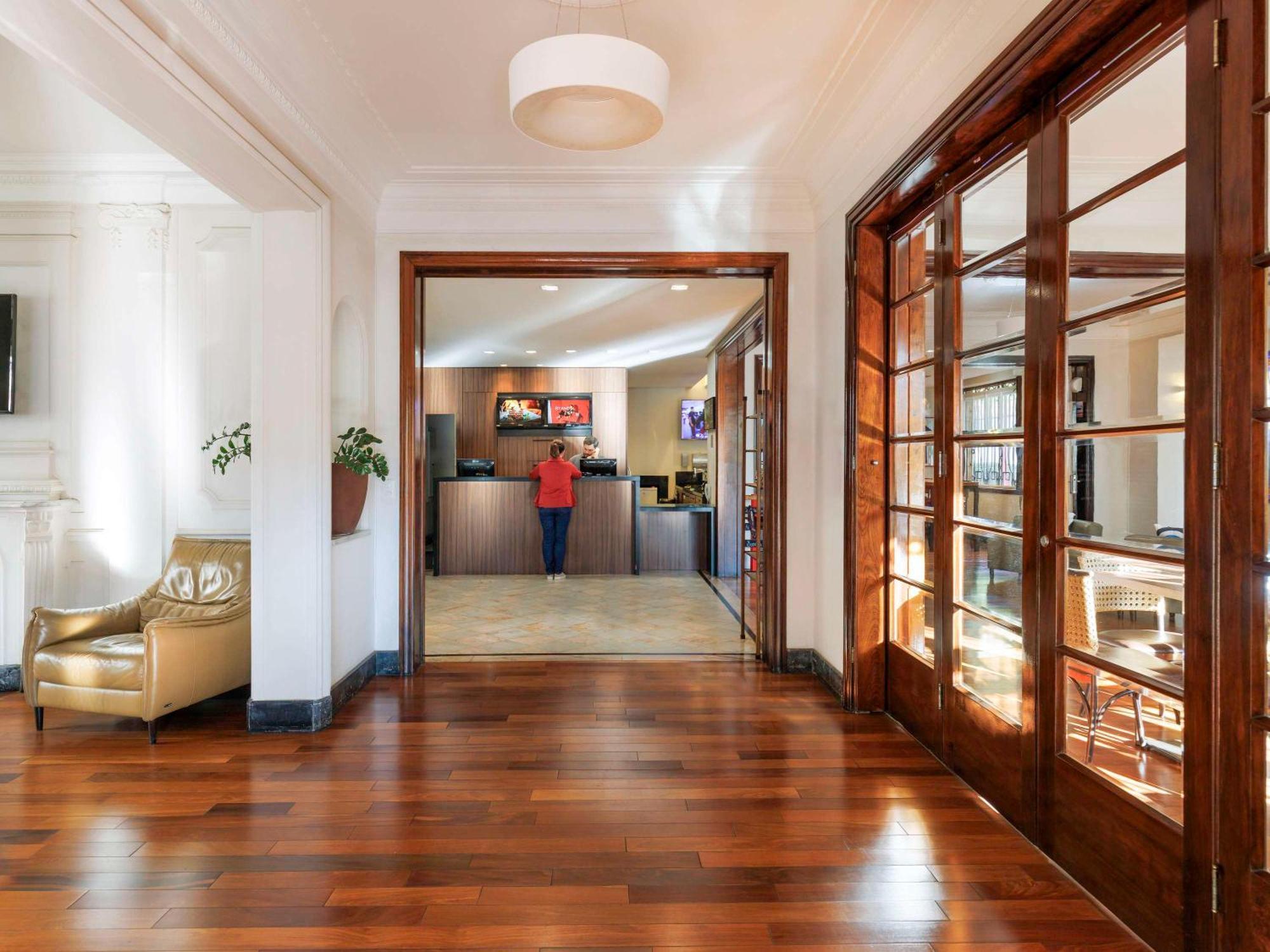 Hotel Ibis Belo Horizonte Liberdade Zewnętrze zdjęcie
